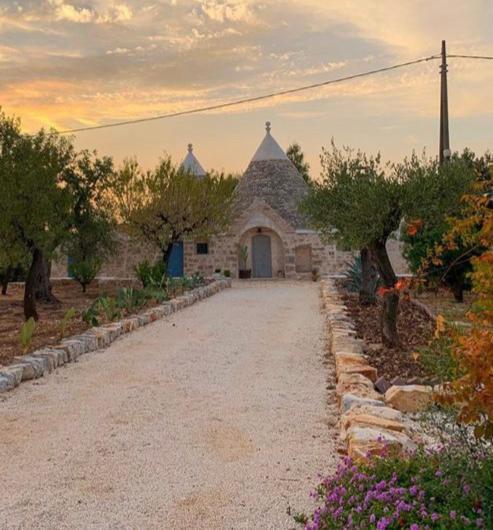 קונברסאנו Trulli Alla Controra מראה חיצוני תמונה