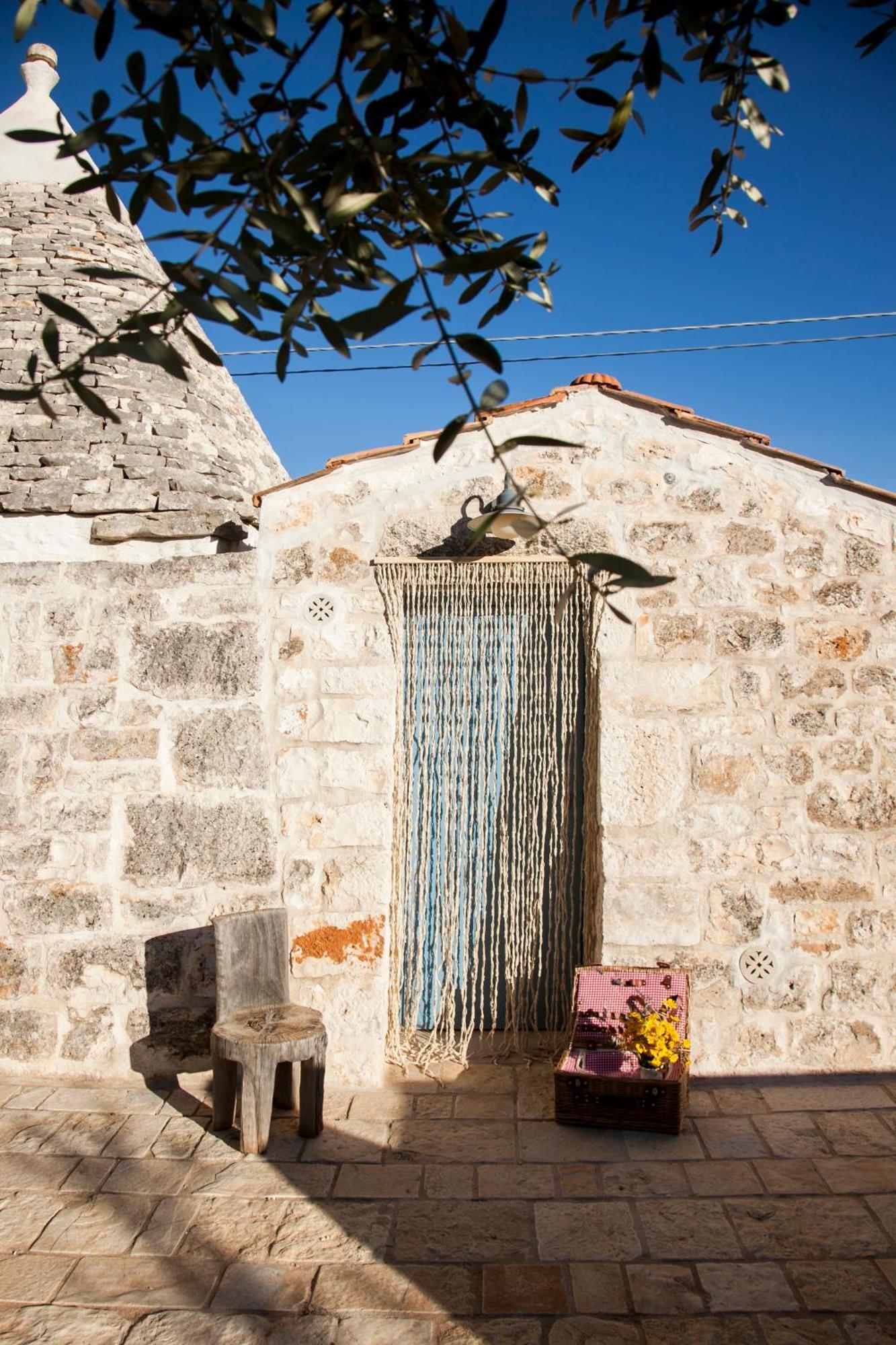קונברסאנו Trulli Alla Controra מראה חיצוני תמונה